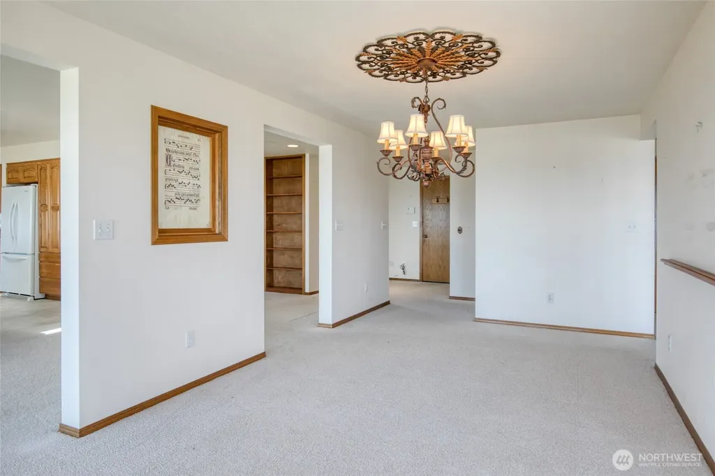 544 Chinook Avenue SE Ocean Shores WA 98569