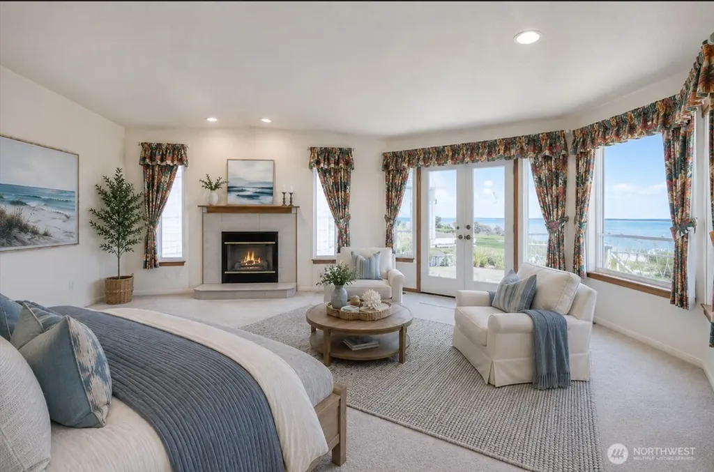 544 Chinook Avenue SE Ocean Shores WA 98569
