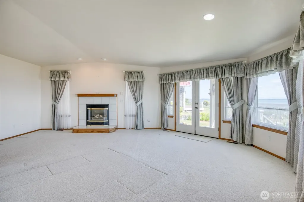 544 Chinook Avenue SE Ocean Shores WA 98569
