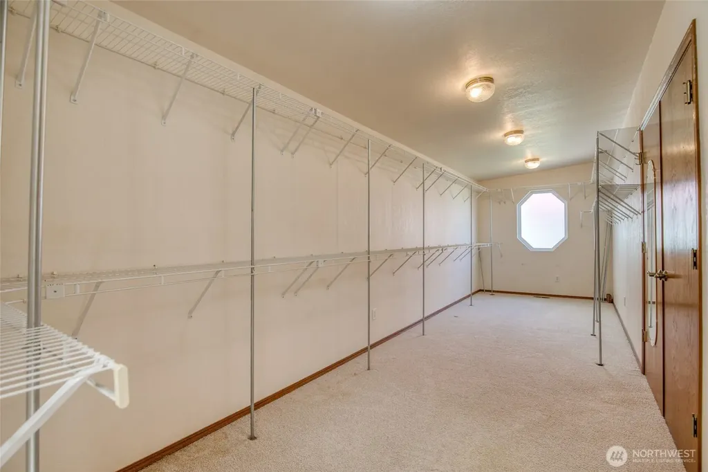 544 Chinook Avenue SE Ocean Shores WA 98569