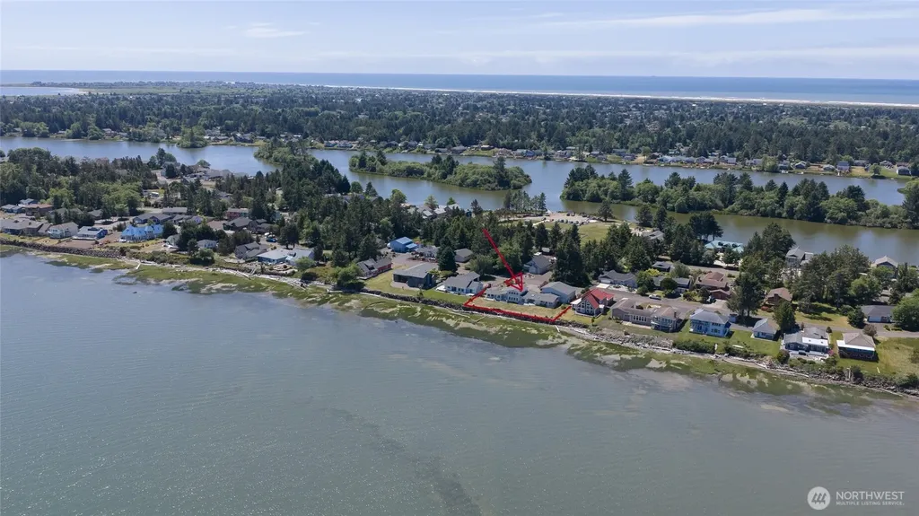 544 Chinook Avenue SE Ocean Shores WA 98569