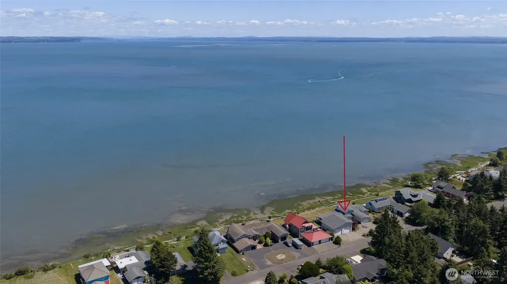 544 Chinook Avenue SE Ocean Shores WA 98569