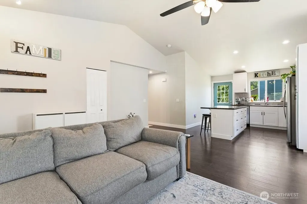 22919 SE 283rd Street Maple Valley WA 98038
