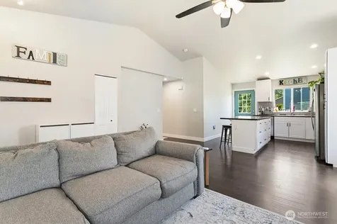 22919 SE 283rd Street Maple Valley WA 98038