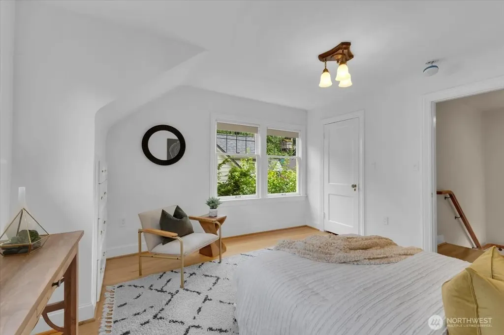 1955 21st Avenue E Seattle WA 98112