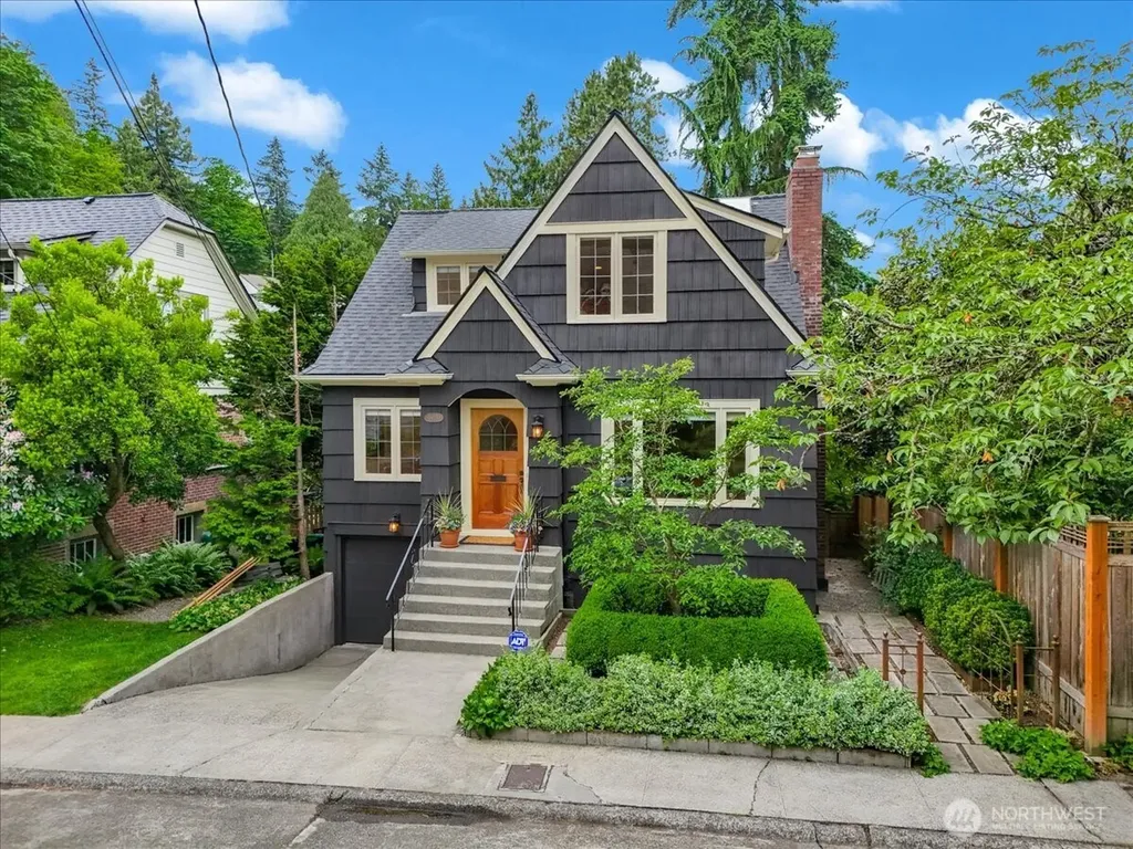 1955 21st Avenue E Seattle WA 98112