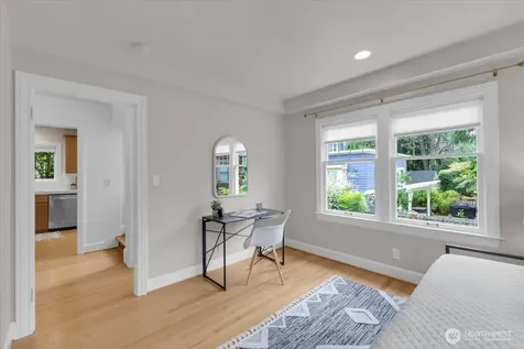 1955 21st Avenue E Seattle WA 98112