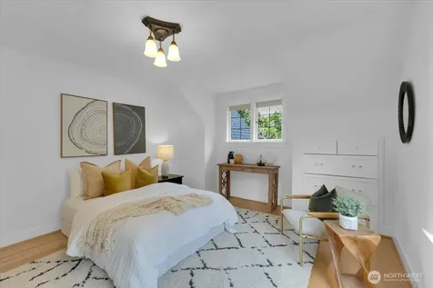 1955 21st Avenue E Seattle WA 98112