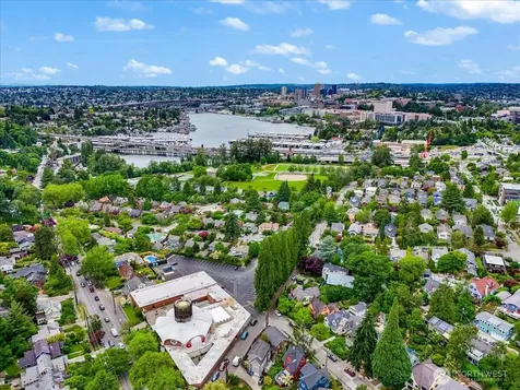 1955 21st Avenue E Seattle WA 98112