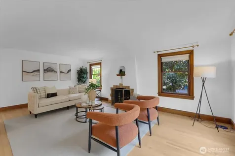 1955 21st Avenue E Seattle WA 98112