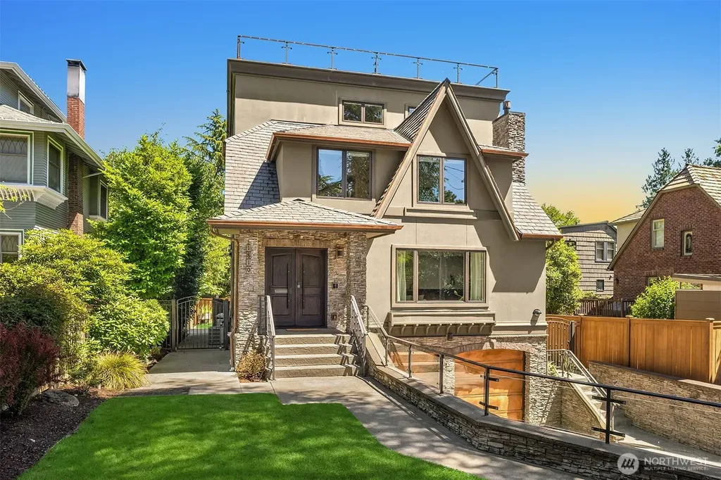 1810 Madrona Drive Seattle WA 98122
