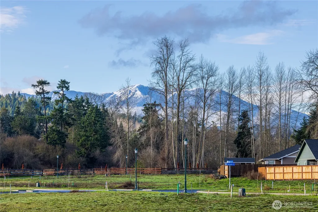 81 Berkshire Sequim WA 98382