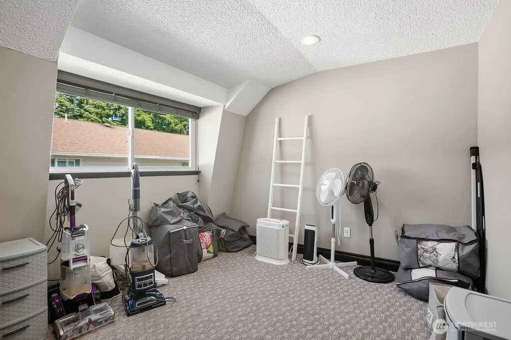 1421 W Casino Road Everett WA 98204