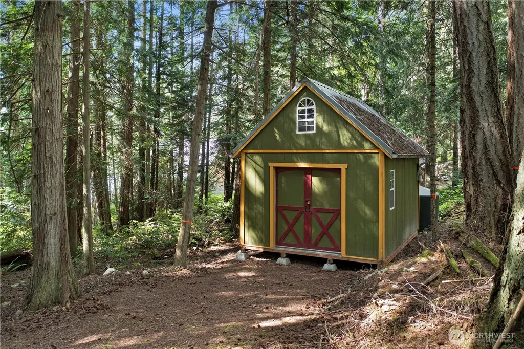 16 Driftwood Drive Henry Island WA 98250