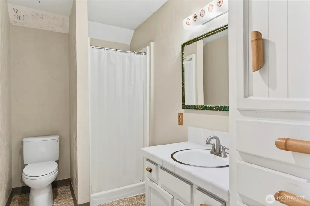 1411 Miller Drive Kelso WA 98626