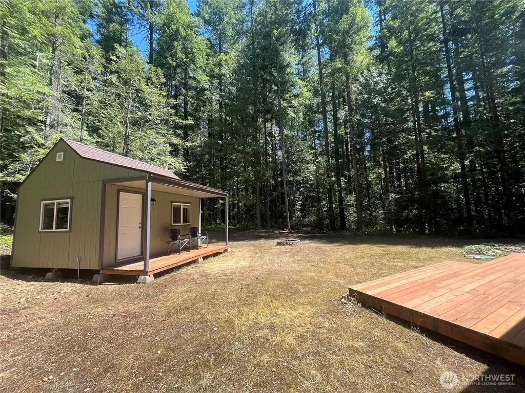 212 N Mt Jupiter Drive Hoodsport WA 98548
