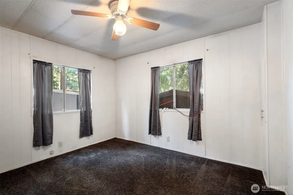 18705 1st Avenue NE Suquamish WA 98392
