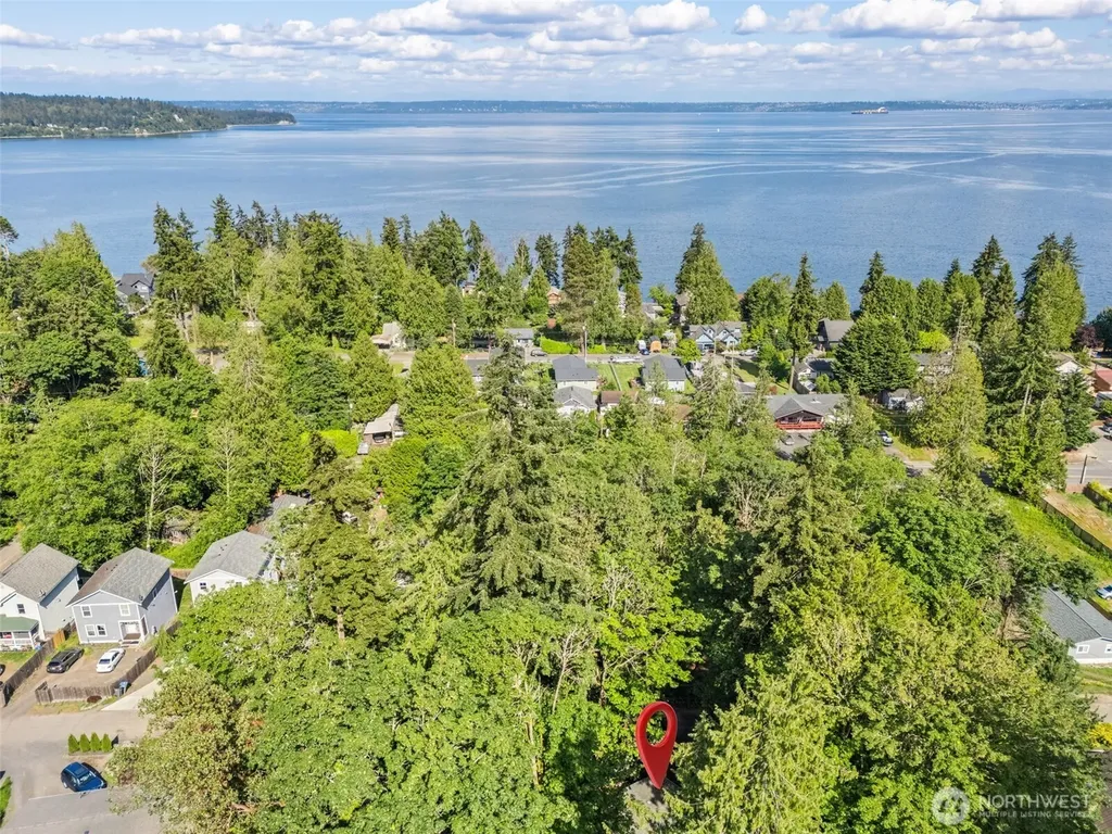 18705 1st Avenue NE Suquamish WA 98392