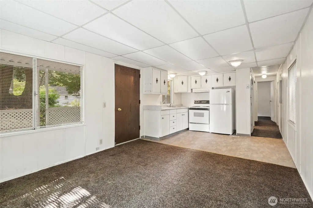 18705 1st Avenue NE Suquamish WA 98392