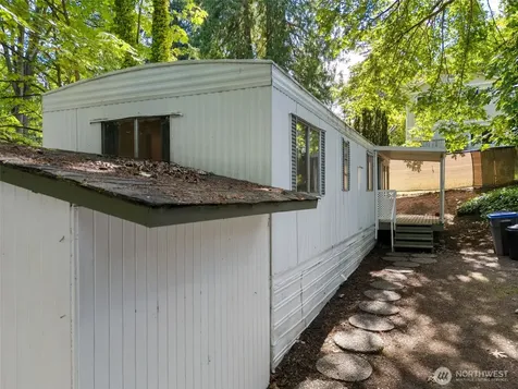 18705 1st Avenue NE Suquamish WA 98392