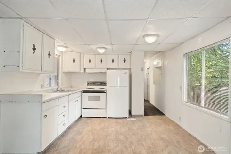 18705 1st Avenue NE Suquamish WA 98392