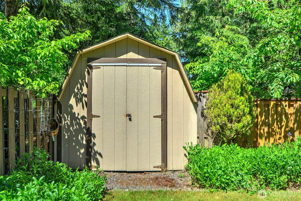 4013 Creek Place Mount Vernon WA 98273