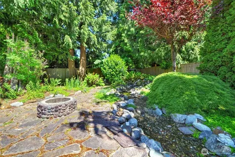 4013 Creek Place Mount Vernon WA 98273
