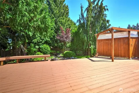 4013 Creek Place Mount Vernon WA 98273