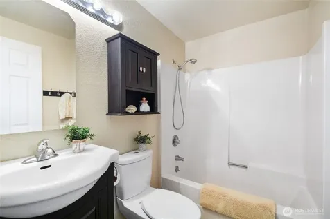 4013 Creek Place Mount Vernon WA 98273