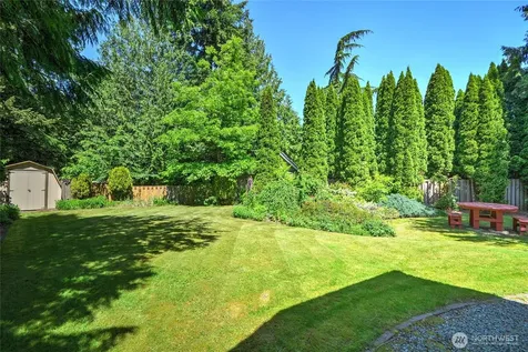 4013 Creek Place Mount Vernon WA 98273