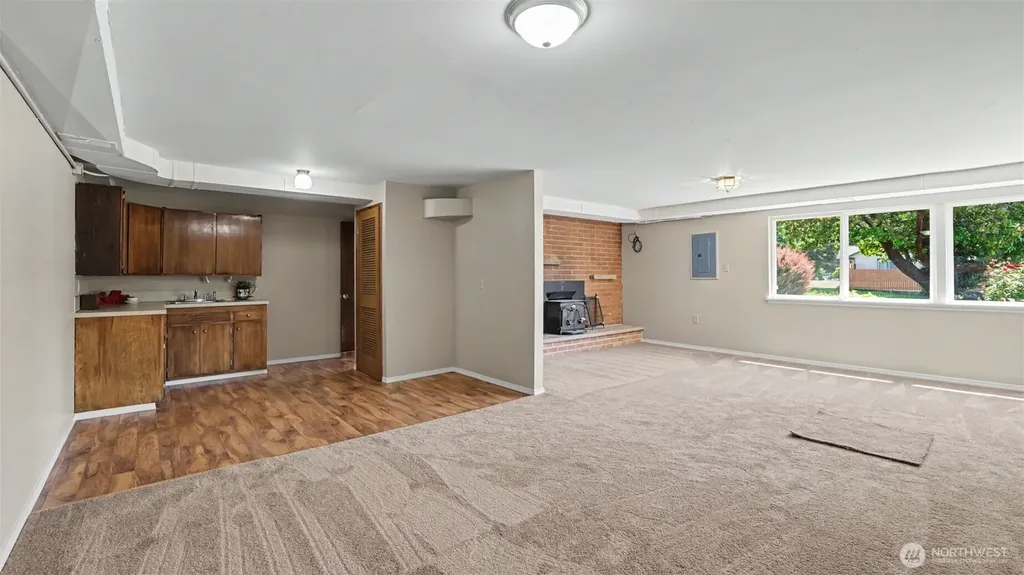 2200 NE 24th Street Renton WA 98056