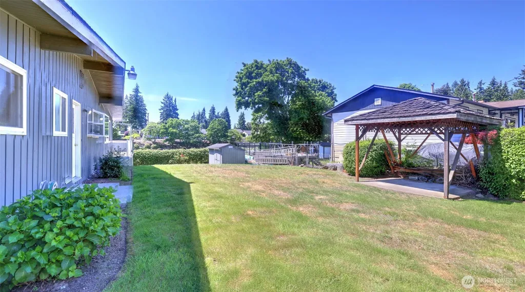 2200 NE 24th Street Renton WA 98056