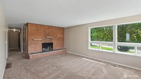 2200 NE 24th Street Renton WA 98056
