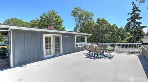 2200 NE 24th Street Renton WA 98056