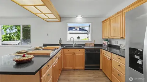 2200 NE 24th Street Renton WA 98056