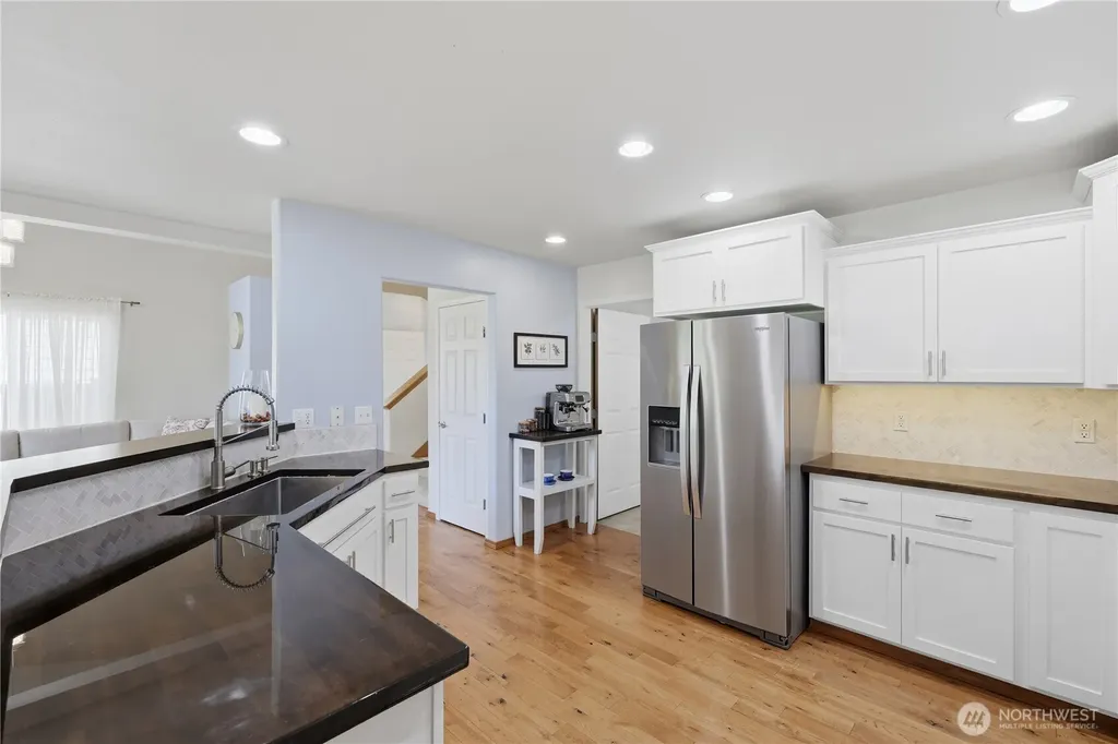 25829 163rd Avenue SE Covington WA 98042