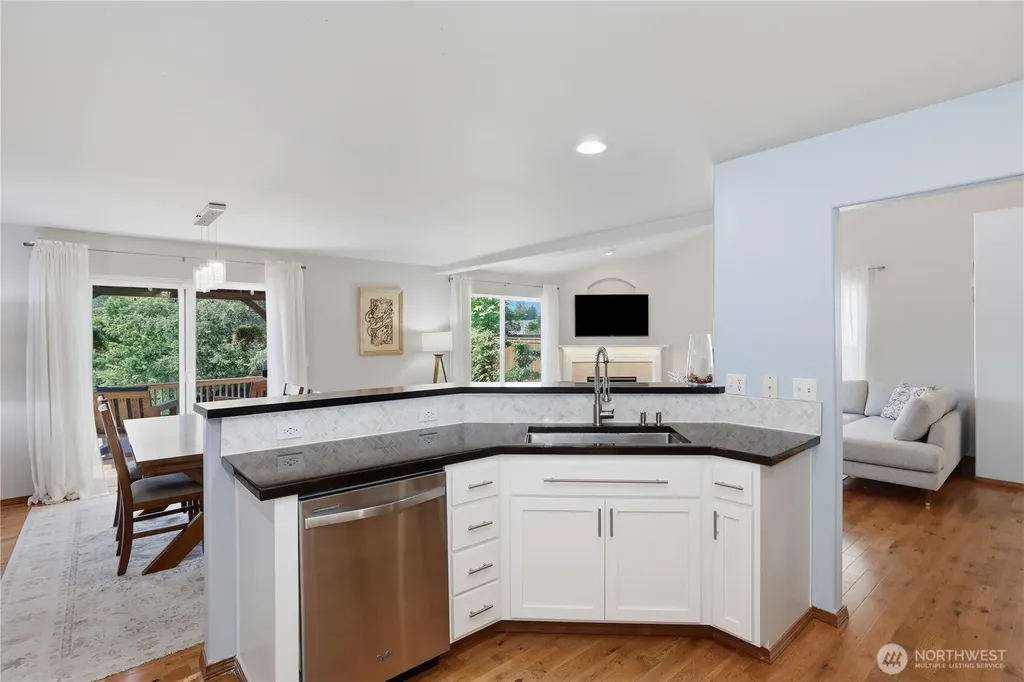 25829 163rd Avenue SE Covington WA 98042