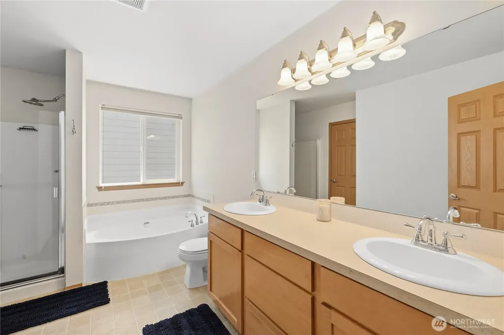 25829 163rd Avenue SE Covington WA 98042