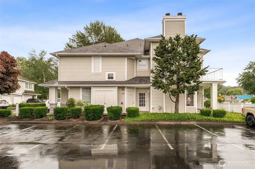 23511 54th Avenue S Kent WA 98032