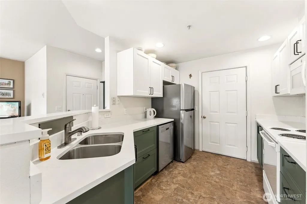 23511 54th Avenue S Kent WA 98032