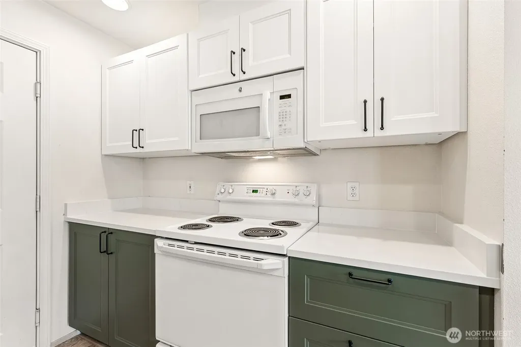 23511 54th Avenue S Kent WA 98032