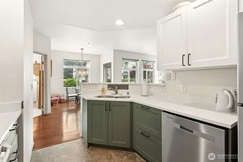23511 54th Avenue S Kent WA 98032