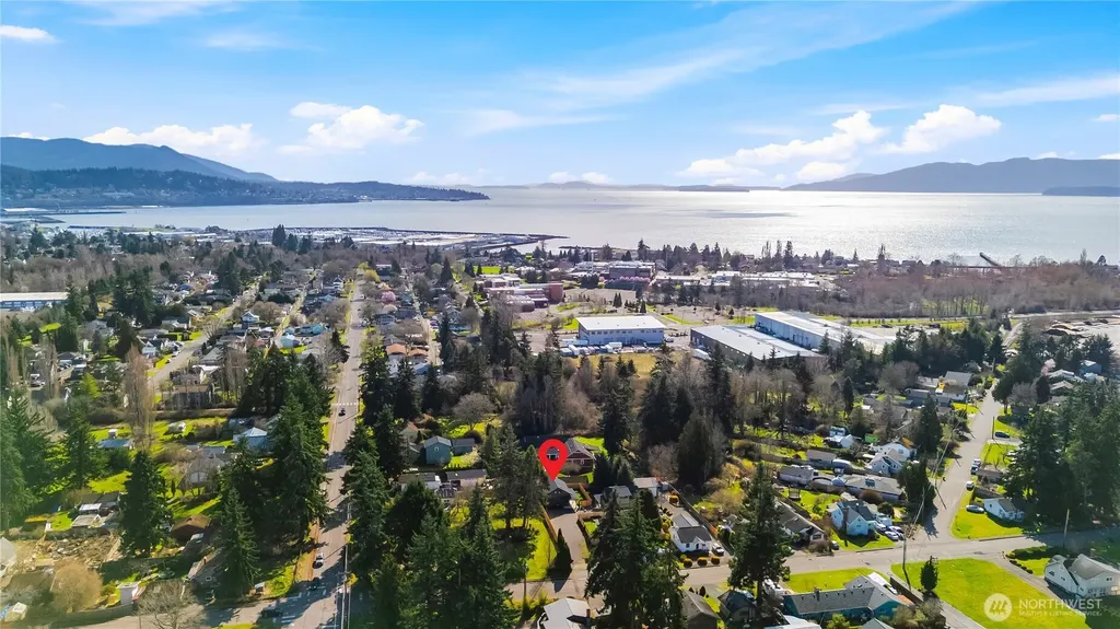 2905 Cedarwood Avenue Bellingham WA 98225