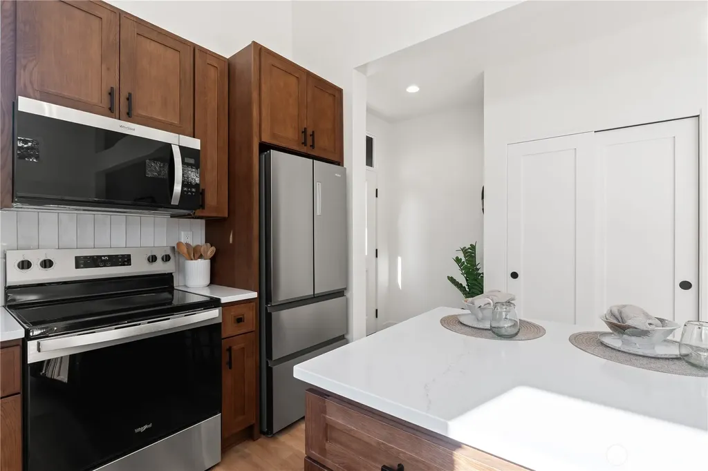 2905 Cedarwood Avenue Bellingham WA 98225