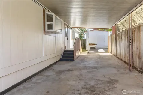 225 NE Ernst Street Oak Harbor WA 98277