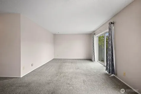 1425 S Puget Drive Renton WA 98055