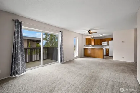 1425 S Puget Drive Renton WA 98055