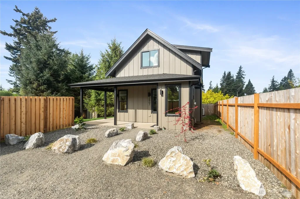 2907 Cedarwood Avenue Bellingham WA 98225