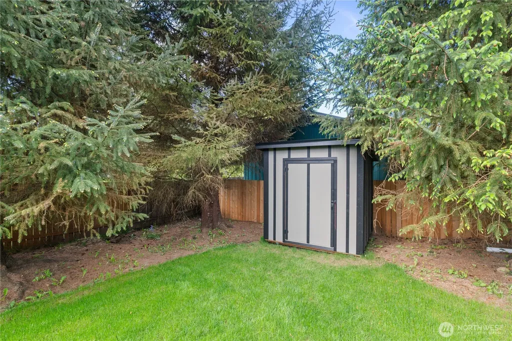 2907 Cedarwood Avenue Bellingham WA 98225