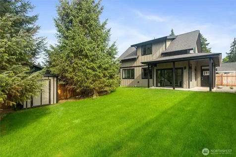 2907 Cedarwood Avenue Bellingham WA 98225